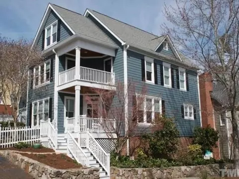 114 Meeting St, Chapel Hill, NC 27516