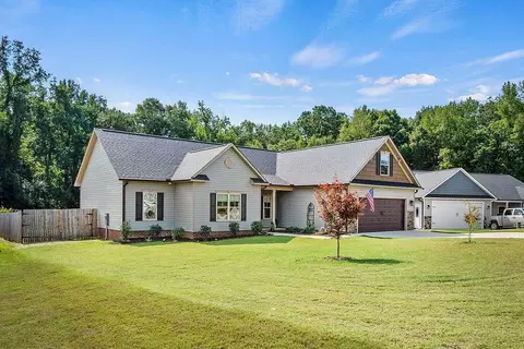 29 Maddox Cv, Benson, NC 27504 photo 3