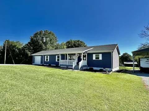197 Stagecoach Rd, Leasburg, NC 27291