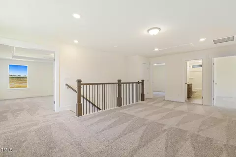 Entry Way - 341 Highview Dr #DF012, Benson, NC 27504 photo 7 of 10