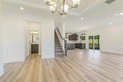 Entry Way - 341 Highview Dr #DF012, Benson, NC 27504 photo 4 of 10