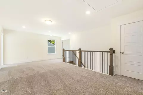Entry Way - 341 Highview Dr #DF012, Benson, NC 27504 photo 8 of 10