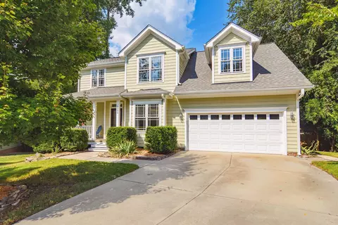 1005 Sworton Ct, Apex, NC 27502