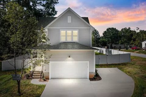 202 E College St, Franklinton, NC 27525