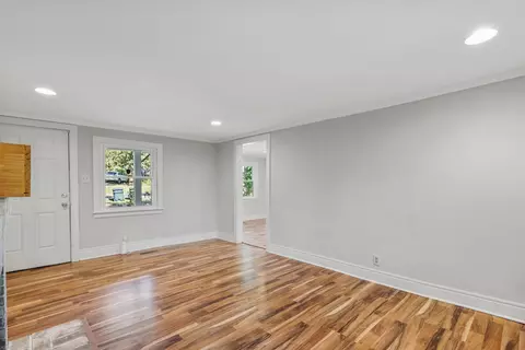 2706 Dearborn Dr, Durham, NC 27704 photo 2