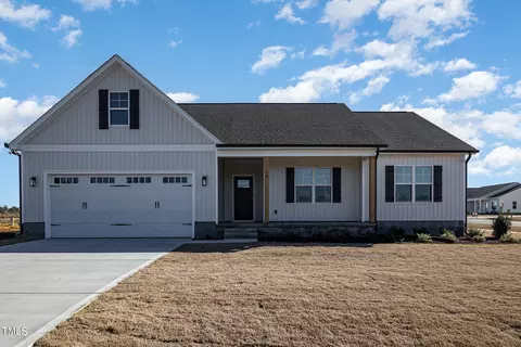 18 Mossy Bridge Ct, Lillington, NC 27546