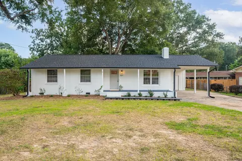 801 Forest Dr, Garner, NC 27529 photo 1