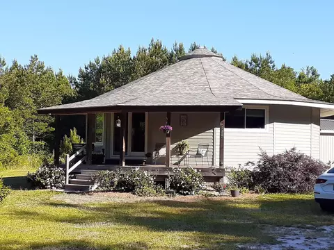 135 Barnhill Rd, Ivanhoe, NC 28447