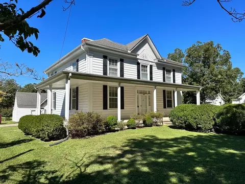 433 Eaton Ave, Warrenton, NC 27589