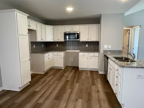 274 Touchdown Way, Benson, NC 27504 photo 3