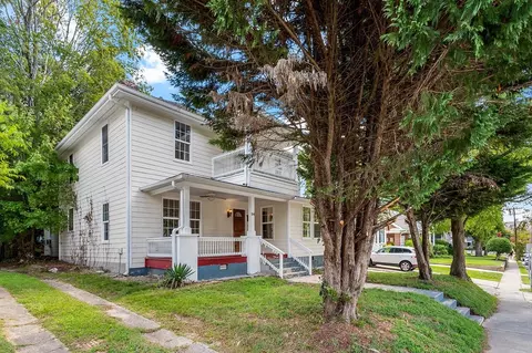 24 Dixie Trl, Raleigh, NC 27607 photo 1