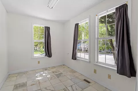 24 Dixie Trl, Raleigh, NC 27607 photo 9