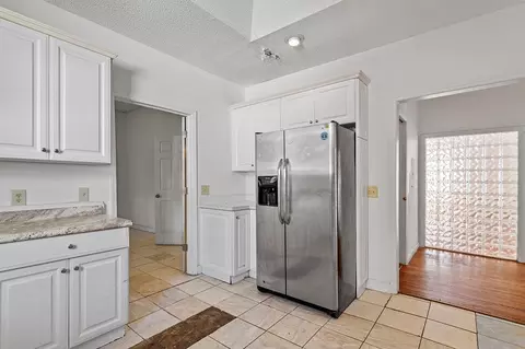 24 Dixie Trl, Raleigh, NC 27607 photo 16