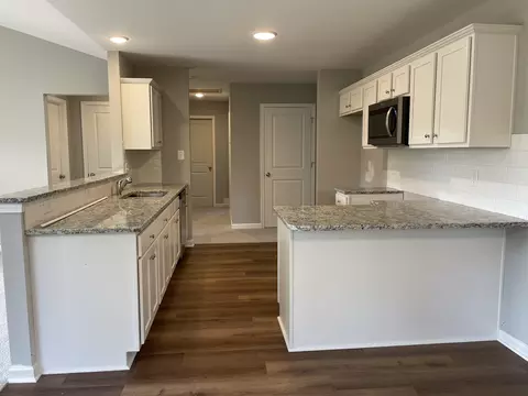 430 Touchdown Way, Benson, NC 27504 photo 3