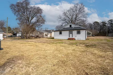 811 S 12th St, Erwin, NC 28339 photo 15