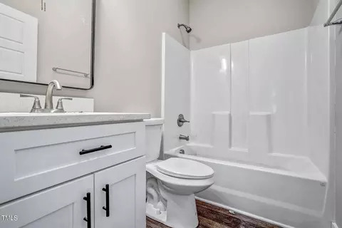 811 S 12th St, Erwin, NC 28339 photo 9