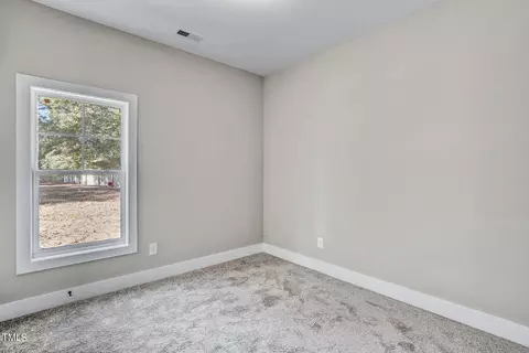 811 S 12th St, Erwin, NC 28339 photo 10