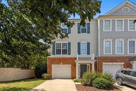 7001 Wheat Mill Pl, Raleigh, NC 27613