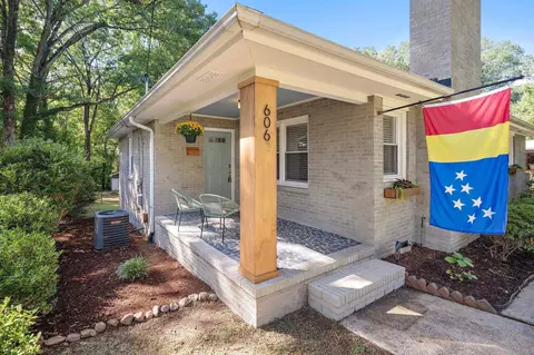 606 E Hammond St, Durham, NC 27704 photo 4