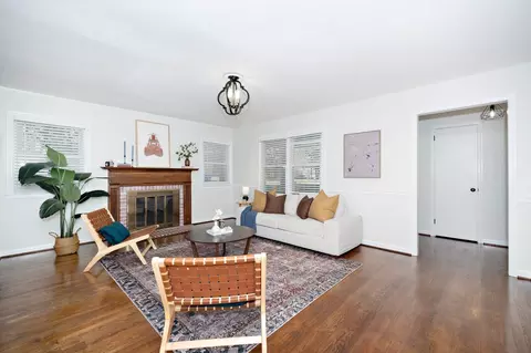 606 E Hammond St, Durham, NC 27704 photo 8