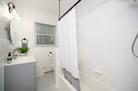606 E Hammond St, Durham, NC 27704 photo 18
