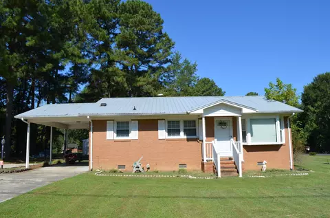 114 Airport Rd, Siler City, NC 27344