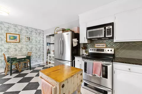 516 E Millbrook Rd, Raleigh, NC 27609 photo 11