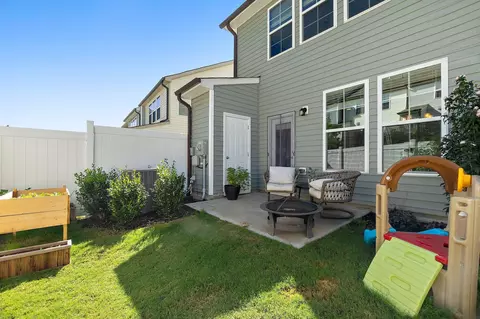 1011 Amber Shadow Dr, Durham, NC 27703 photo 27