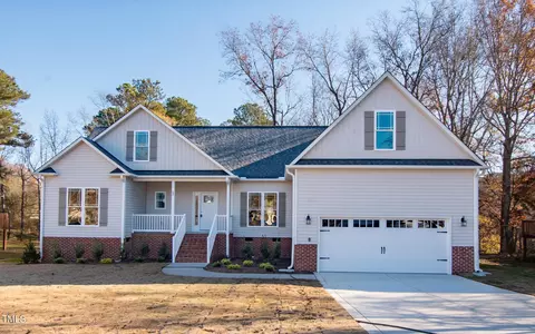 57 Waters Edge Dr, Erwin, NC 28339