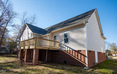 57 Waters Edge Dr, Erwin, NC 28339 photo 5