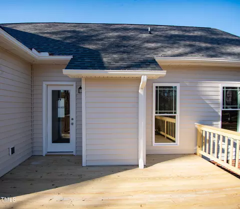 57 Waters Edge Dr, Erwin, NC 28339 photo 9