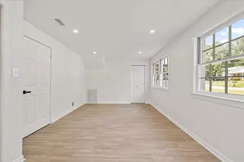 105 Emerald Cir, Durham, NC 27713 photo 36