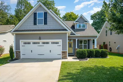 1309 Yellow Wood Dr, Mebane, NC 27302
