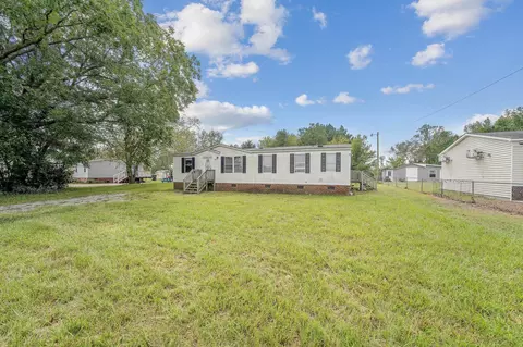 1525 Fred Harrison Rd, Snow Hill, NC 28580