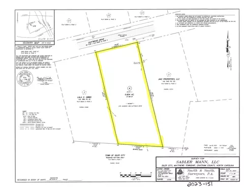 809 Cliftwood Dr, Siler City, NC 27344