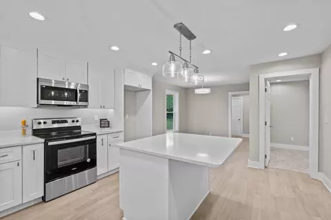 117 Holmes, Erwin, NC 28339 photo 10