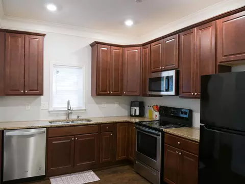 512 E Oak Ave, Wilson, NC 27893 photo 3