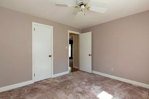 1406 Pineview Dr, Garner, NC 27529 photo 9