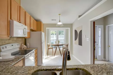 114 Breakers Pl, Cary, NC 27511 photo 11