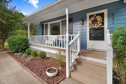 101 Saddle Ridge Ct, Garner, NC 27529 photo 2