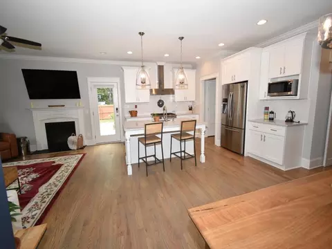 607 Morreene Rd, Durham, NC 27705 photo 9