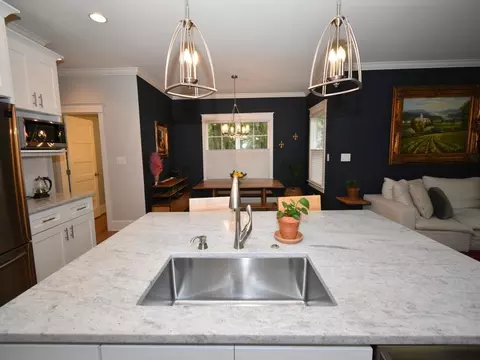 607 Morreene Rd, Durham, NC 27705 photo 5