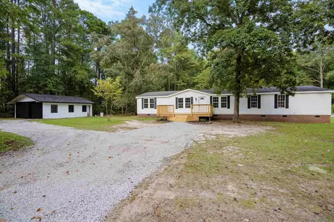 8562 E Reeves Bridge Rd, Linden, NC 28356