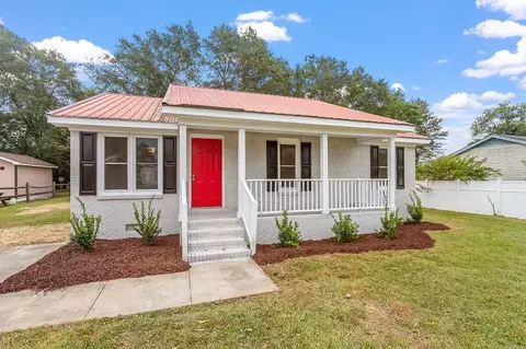 121 Jupiter Dr, Dunn, NC 28334