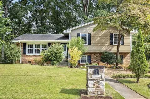 2612 Patrick Rd, Raleigh, NC 27604