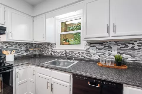 805 Horton Rd, Durham, NC 27704 photo 15
