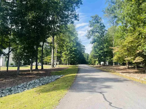1040 Sunshine Cir, Stem, NC 27581 photo 6