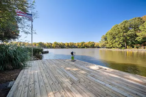 138 Lochwood West Dr, Cary, NC 27518