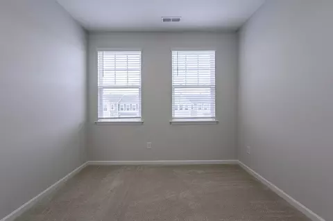 1005 Freeport Dr, Durham, NC 27703 photo 17