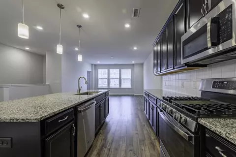 1005 Freeport Dr, Durham, NC 27703 photo 8